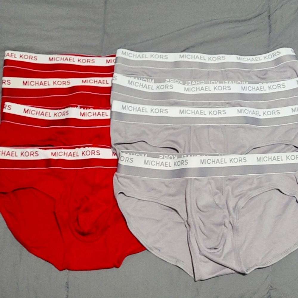 8 pair Micheal Kors briefs